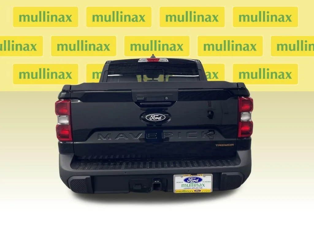 New 2025 Black Ford Tremor image 7