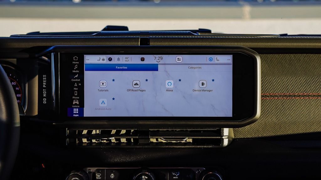 New 2026 Reign Jeep Rubicon X image 15