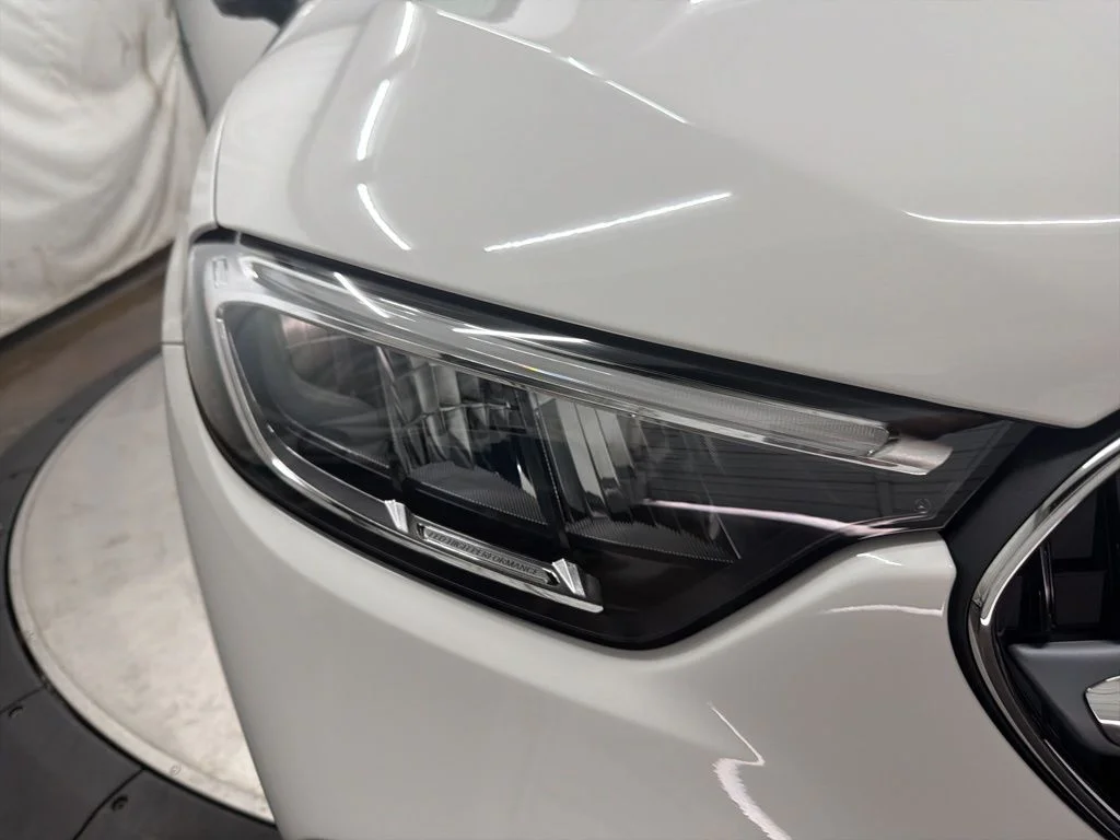 Used 2026 White Mercedes-Benz GLC 300 image 10
