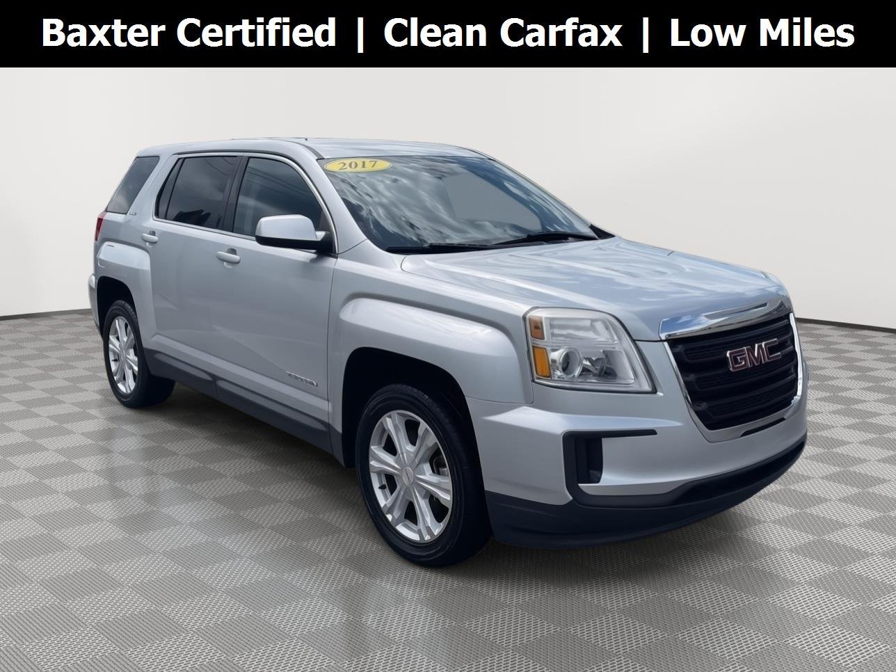 Used 2017 Quicksilver Metallic GMC SLE image 1