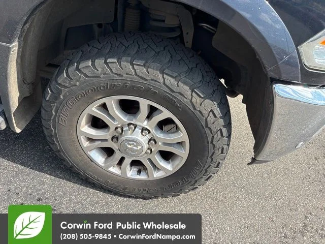 Used 2018 Gray Ram Laramie image 7
