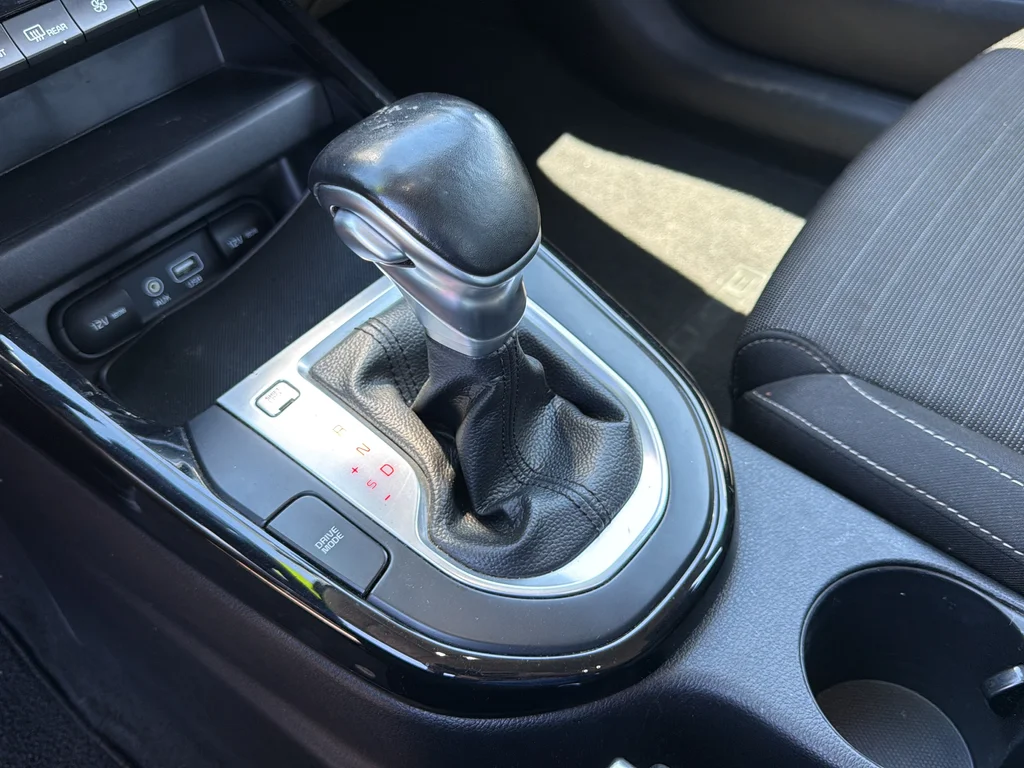 Certified Used 2019 Blue Kia S image 23