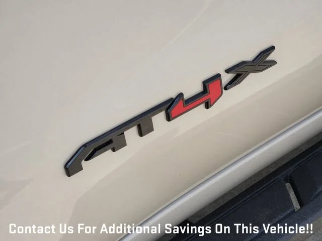 2026 GMC Sierra 1500 AT4X - Photo 8