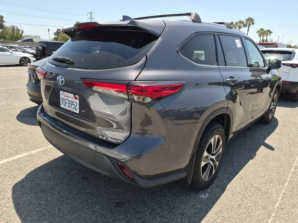 Certified Used 2022 Gray Toyota XLE image 2
