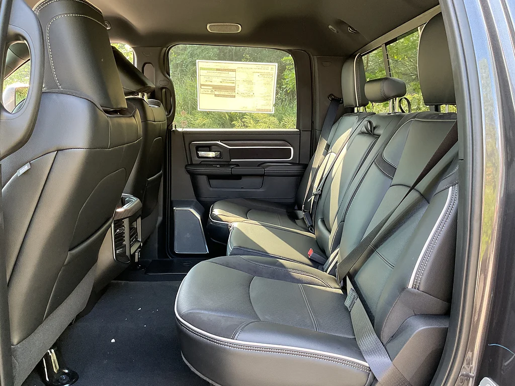 New 2027 Granite Crystal Metallic Clearcoat RAM Laramie image 9