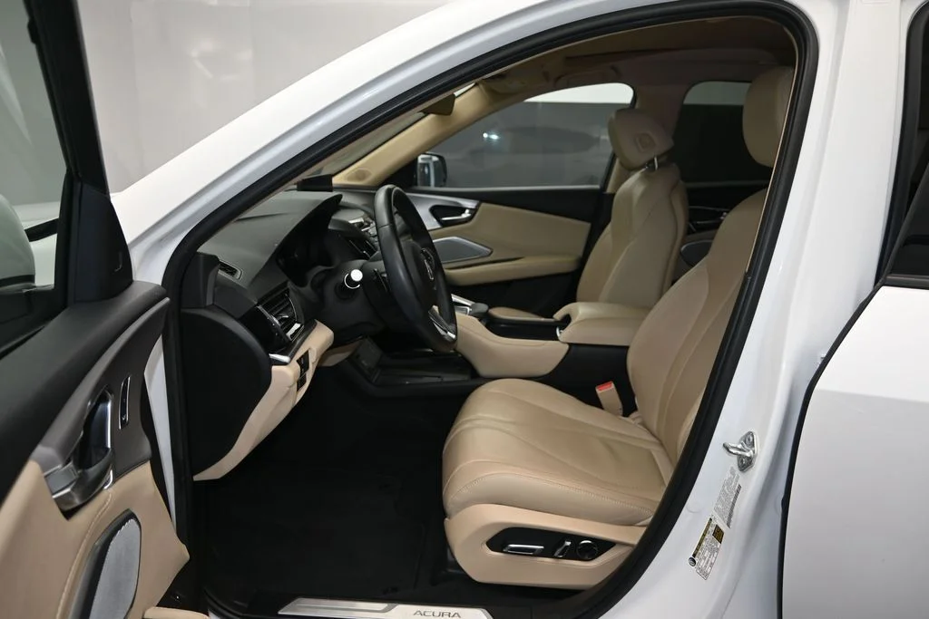 Certified Used 2023 Platinum White Pearl Acura Technology Package image 13
