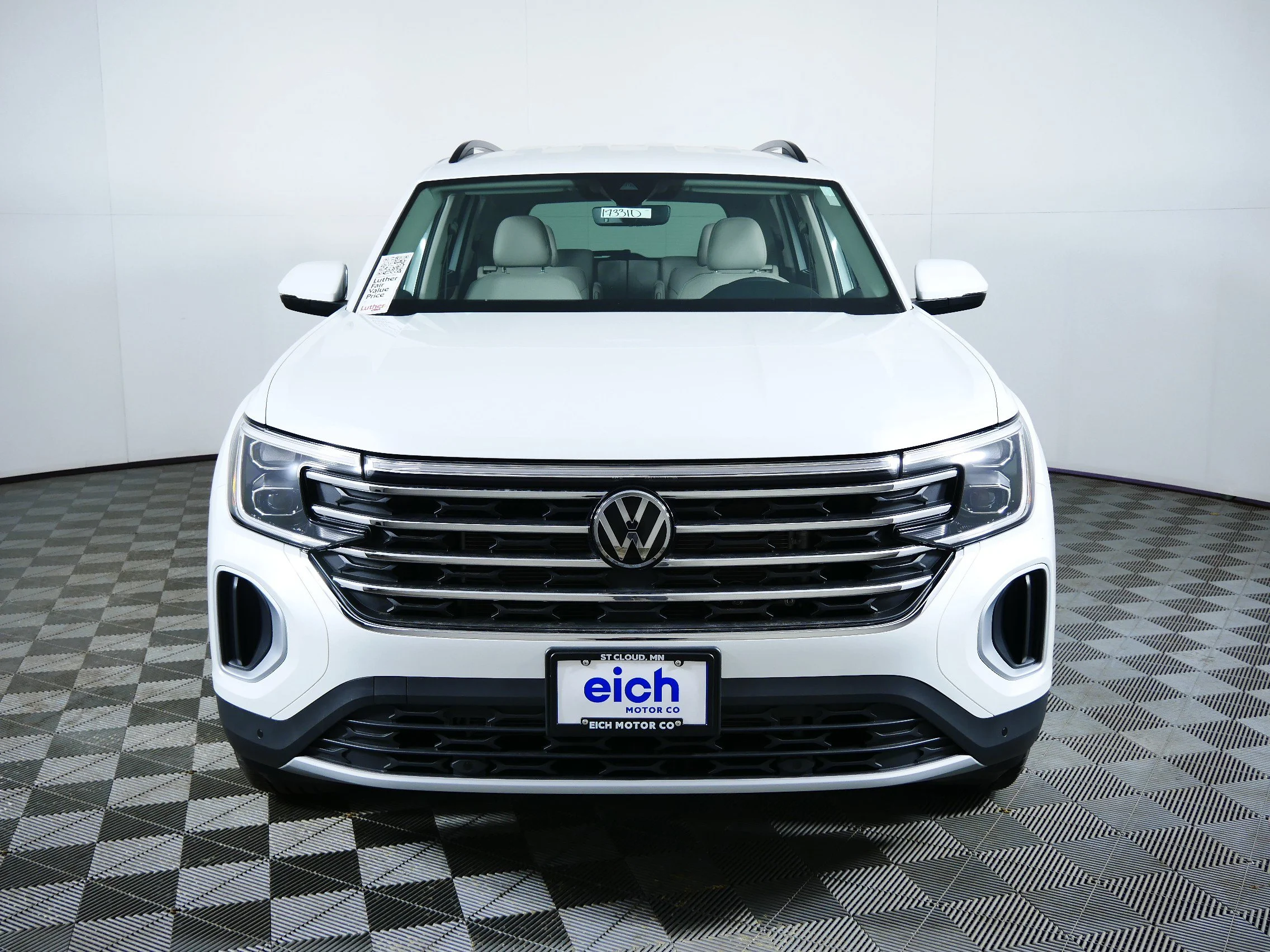 New 2026 Opal White Pearl Volkswagen 2.0T SE w/Technology image 2