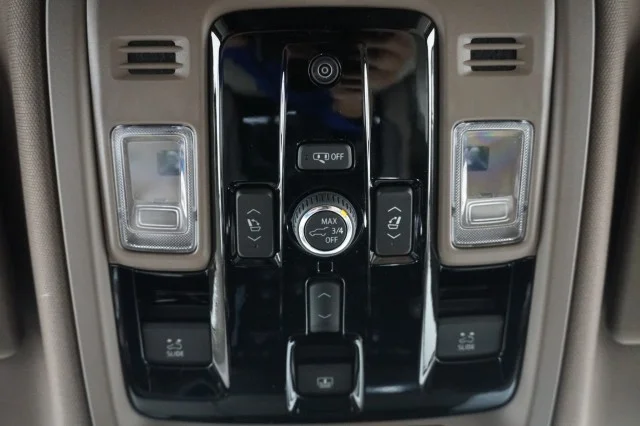 New 2026 Glacier White Tricoat GMC Denali image 31