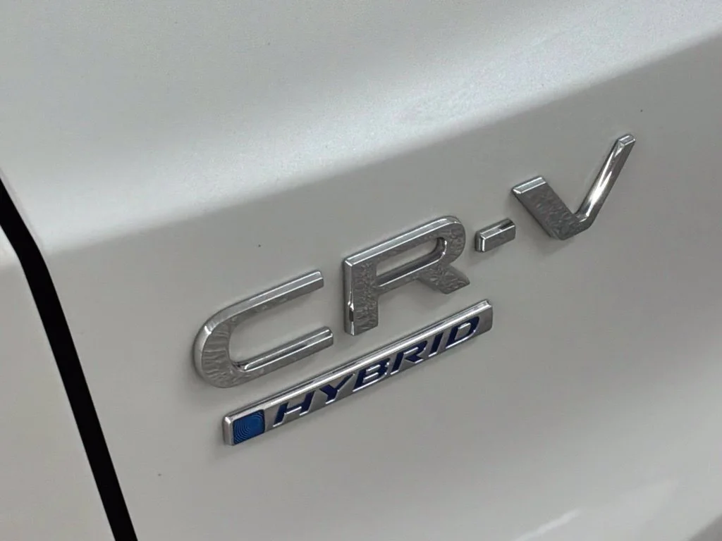 Used 2024 Platinum White Honda Sport-L image 23