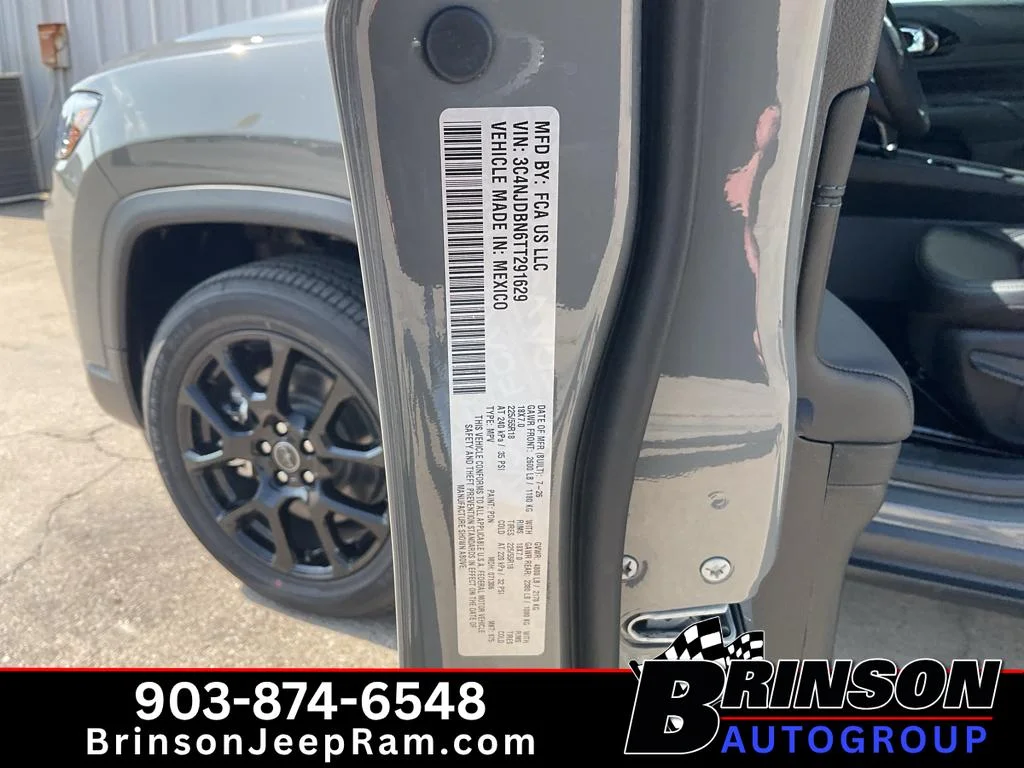 New 2026 Sting-Gray Clearcoat Jeep Latitude Altitude image 18