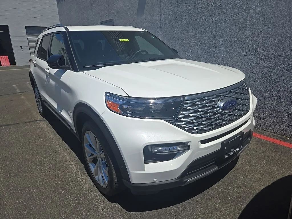 2021 Ford Explorer Platinum 4WD's photo