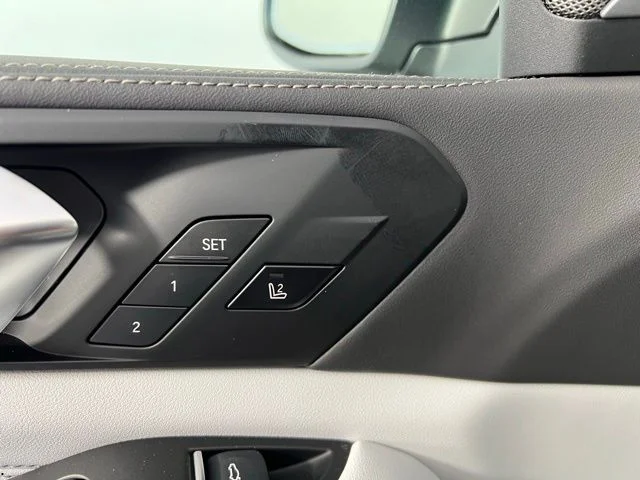 New 2026 Alpine White BMW sDrive40i image 19