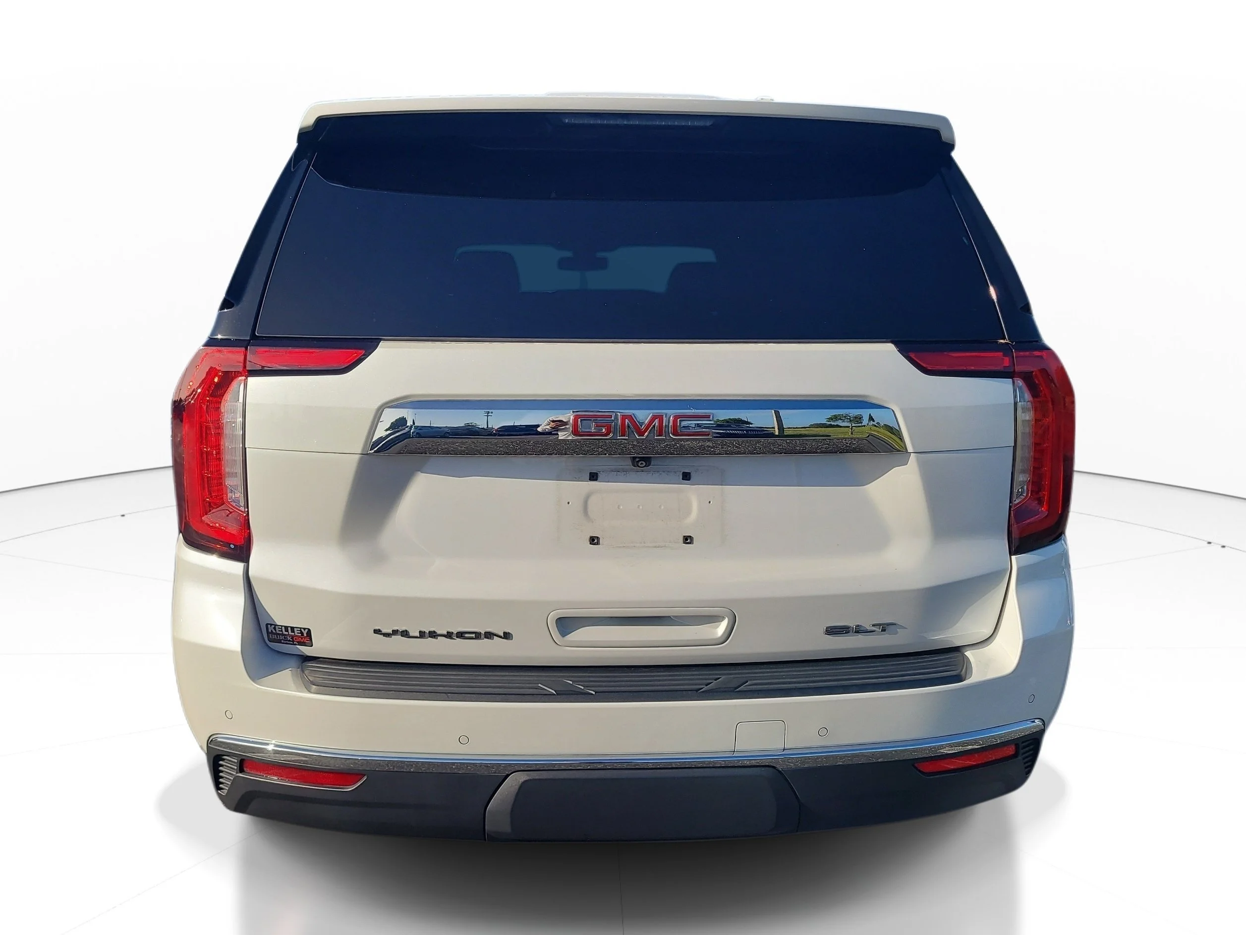 Used 2022  GMC SLT image 5