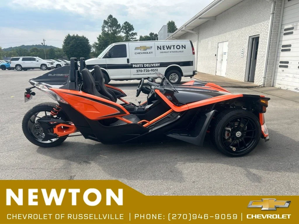 Used 2017  Polaris SLR image 9