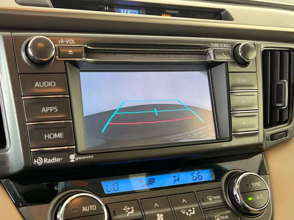 Used 2014 Brown Toyota XLE image 22