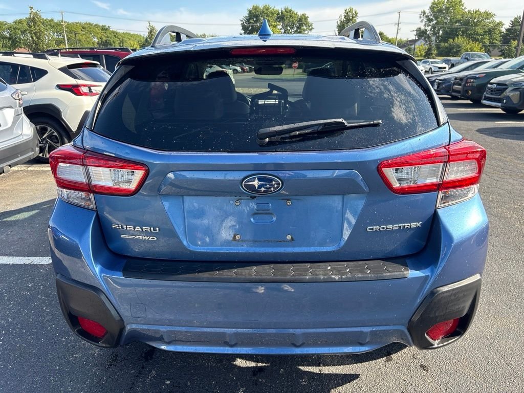 Used 2018 Blue Subaru 2.0i Limited image 4