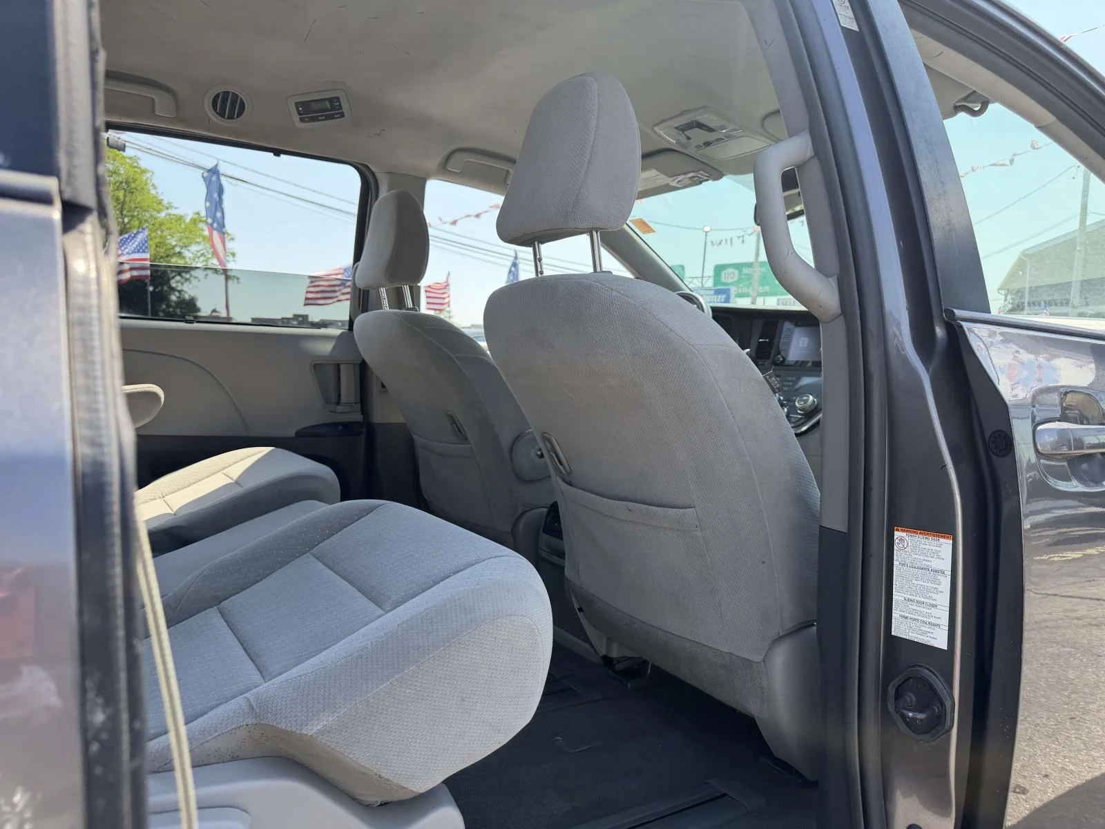 Used 2018 Gray Toyota LE image 13