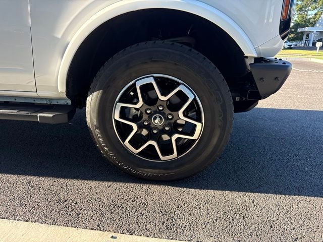 Certified Used 2024 Oxford White Ford Outer Banks image 11