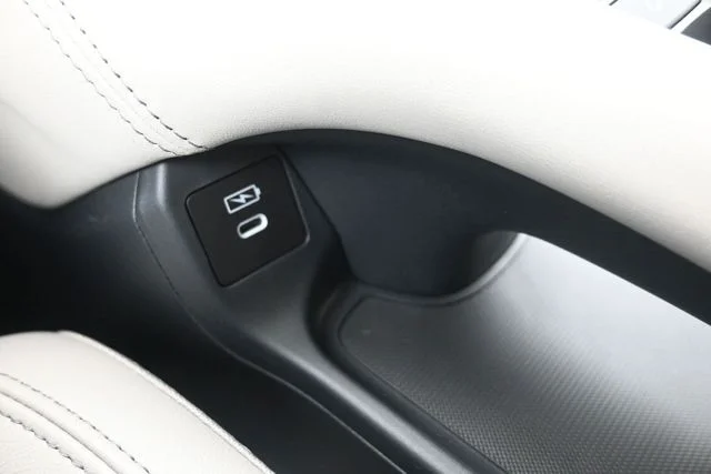 New 2027 Platinum White Pearl Honda EX-L AWD image 34