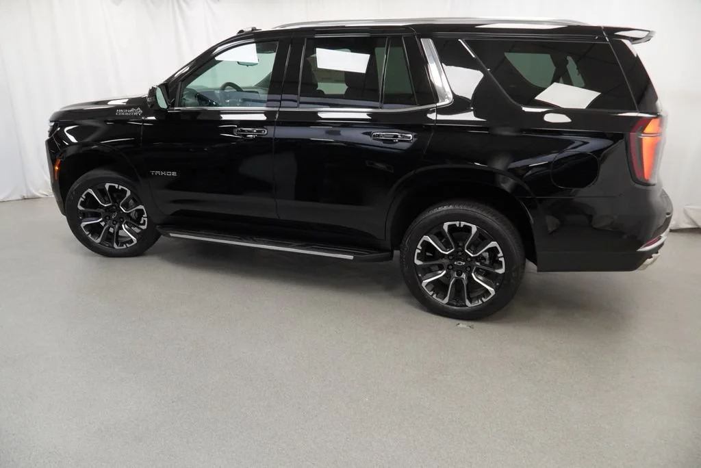 New 2026 Black Chevrolet High Country image 40