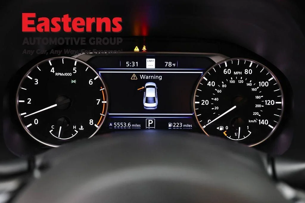 Used 2024 White Nissan 2.5 SV image 20