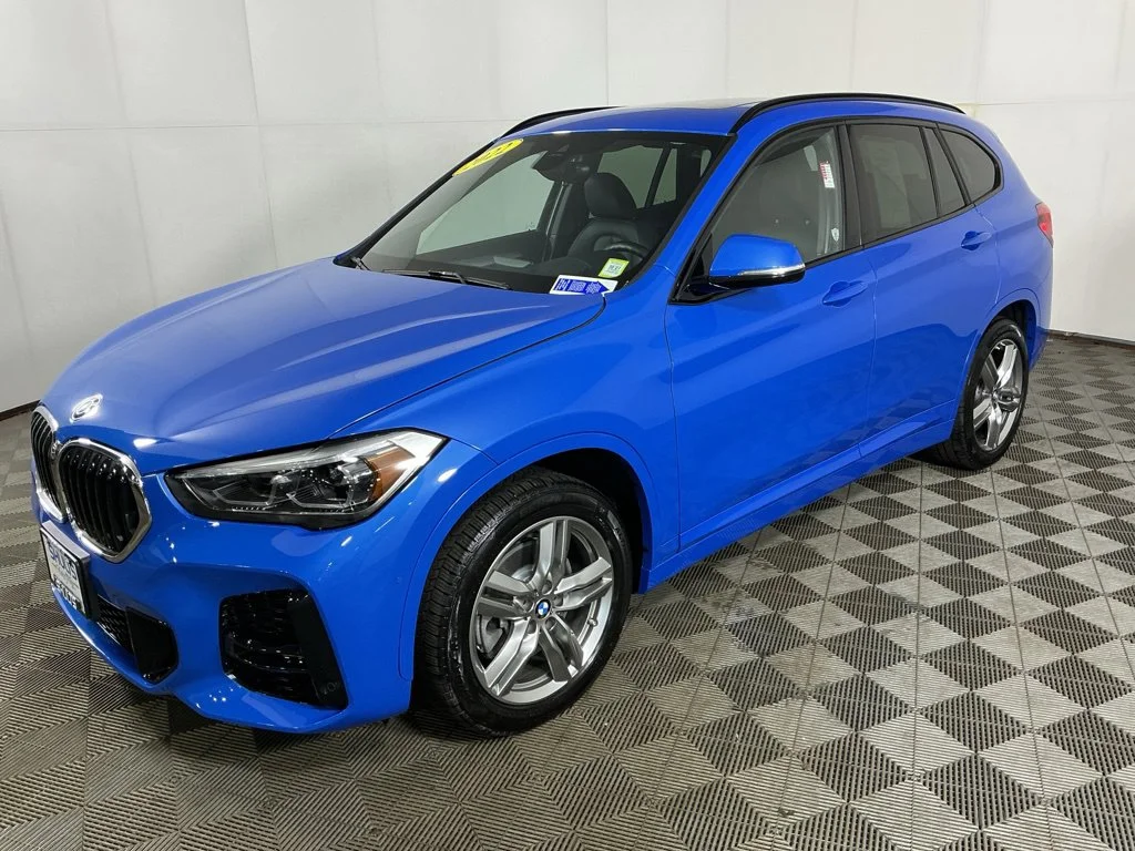 Used 2022 Blue BMW xDrive28i image 5