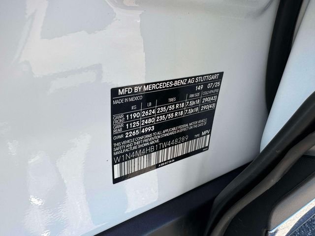 Used 2026 Polar White Mercedes-Benz GLB 250 image 17