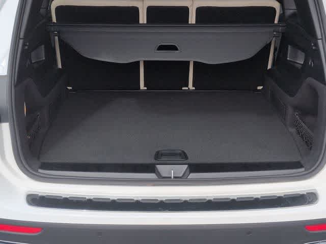 New 2026 Polar White Mercedes-Benz GLB 250 image 33