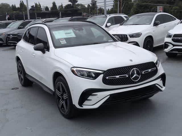 New 2026 Polar White Mercedes-Benz GLC 300 image 2