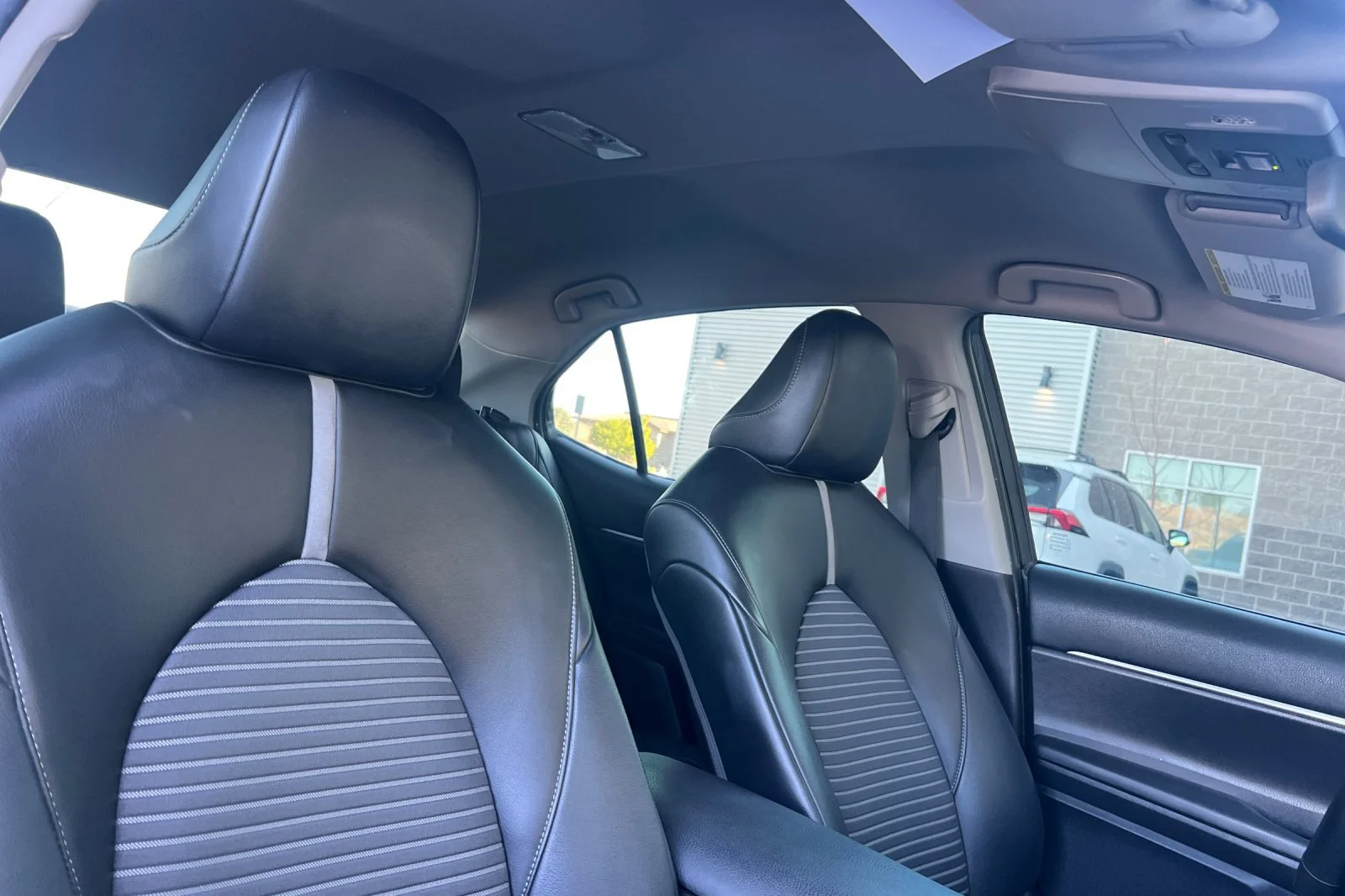Used 2022 Midnight Black Metallic Toyota SE image 16