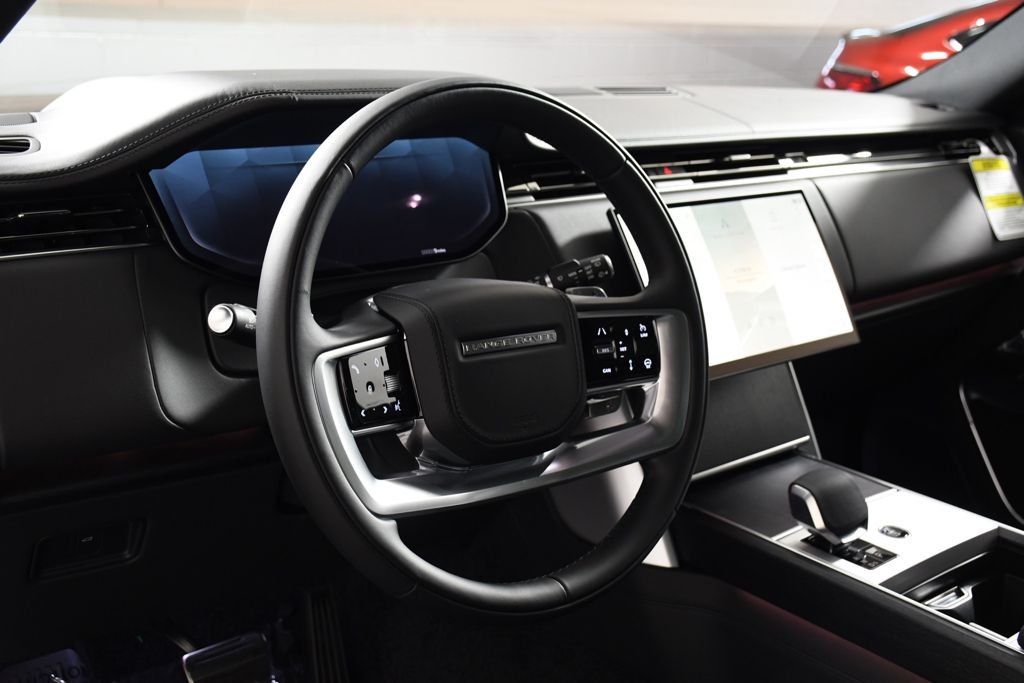 New 2026 Carpathian Gry Land Rover SE image 13