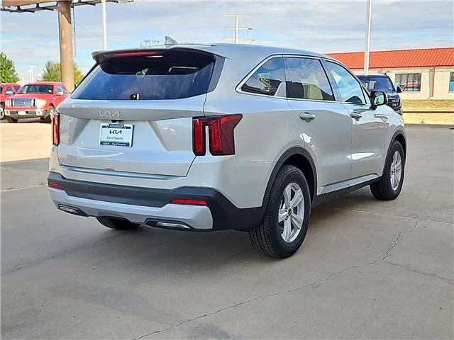New 2026 Ivory Silver KIA LX Front-Wheel Drive image 3