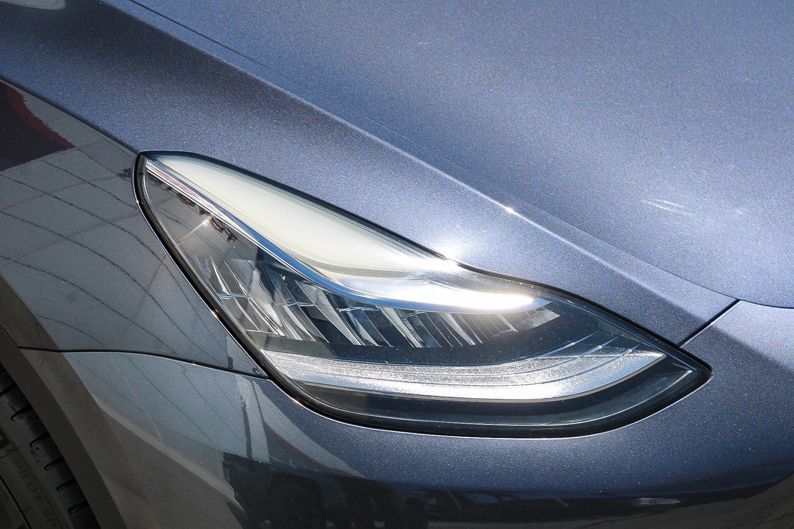 Used 2021 Midnight Silver Metallic Tesla Long Range image 4