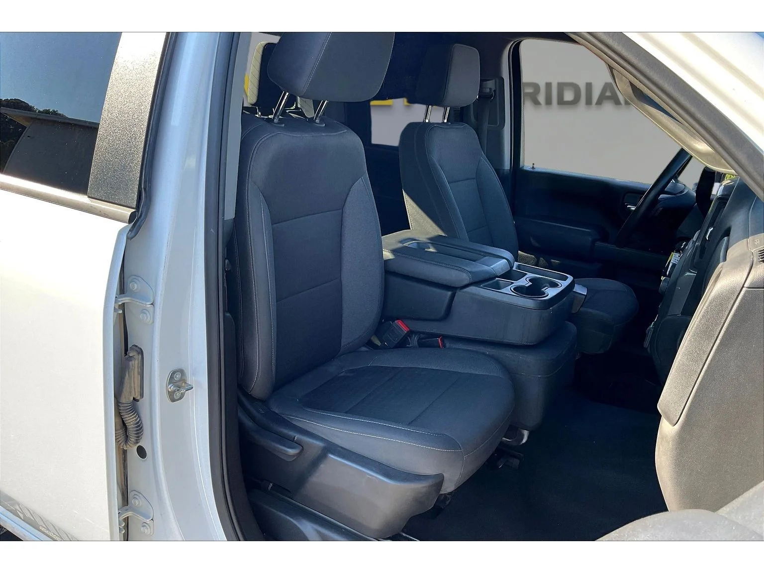 Used 2023 SUMMIT WHITE Chevrolet Custom image 6