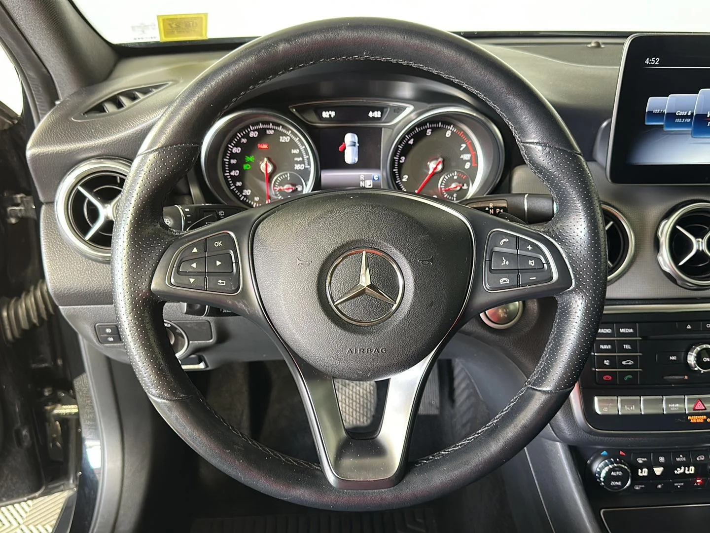 Used 2020 Cosmos Black Metallic Mercedes-Benz GLA 250 image 10