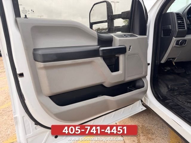 Used 2020 White Ford XL image 20