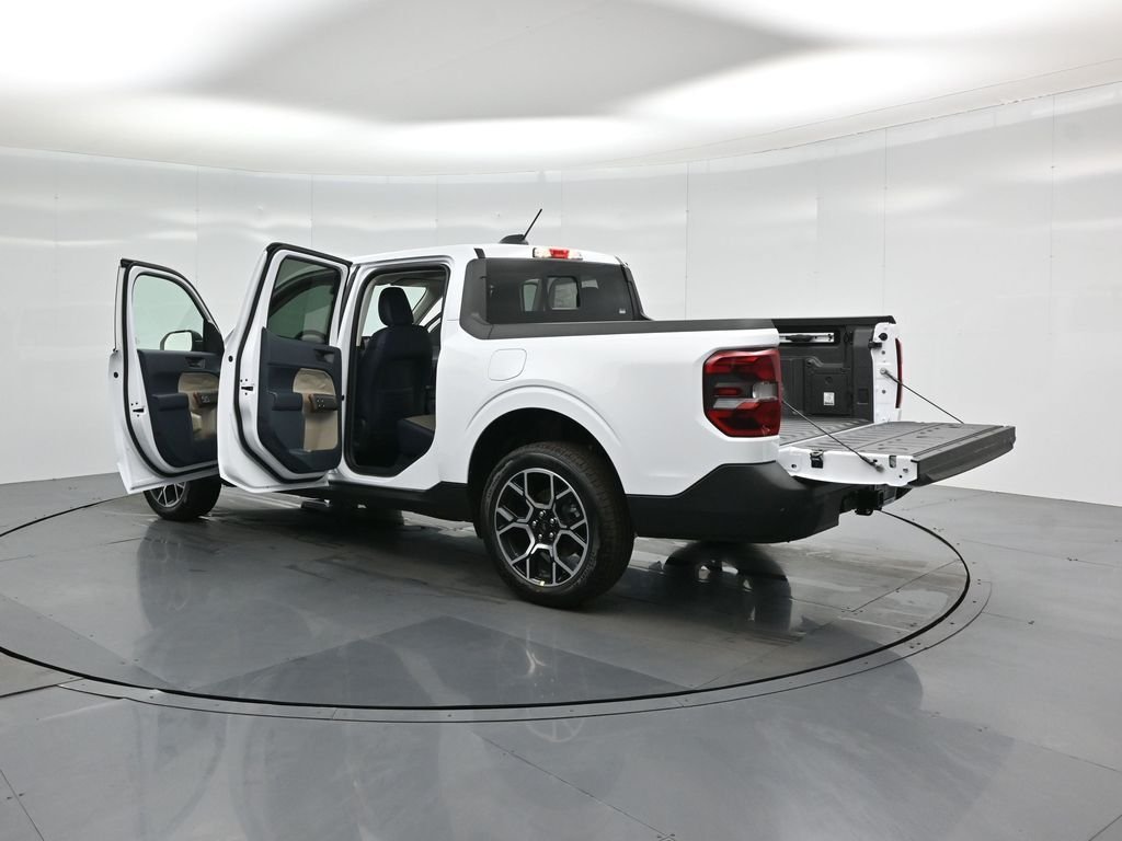New 2026 Oxford White Ford Lariat image 36