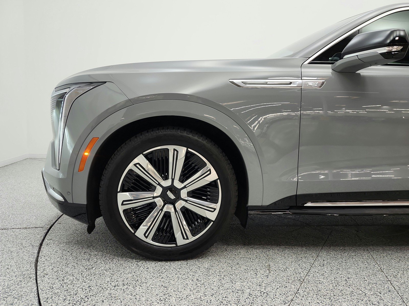 Used 2026 Luna Metallic Cadillac Premium Luxury image 30