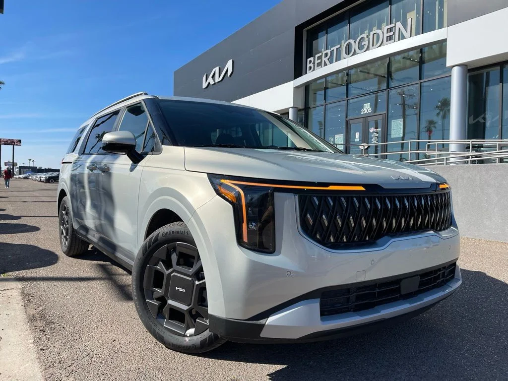 2026 Kia Sedona EX HEV's photo