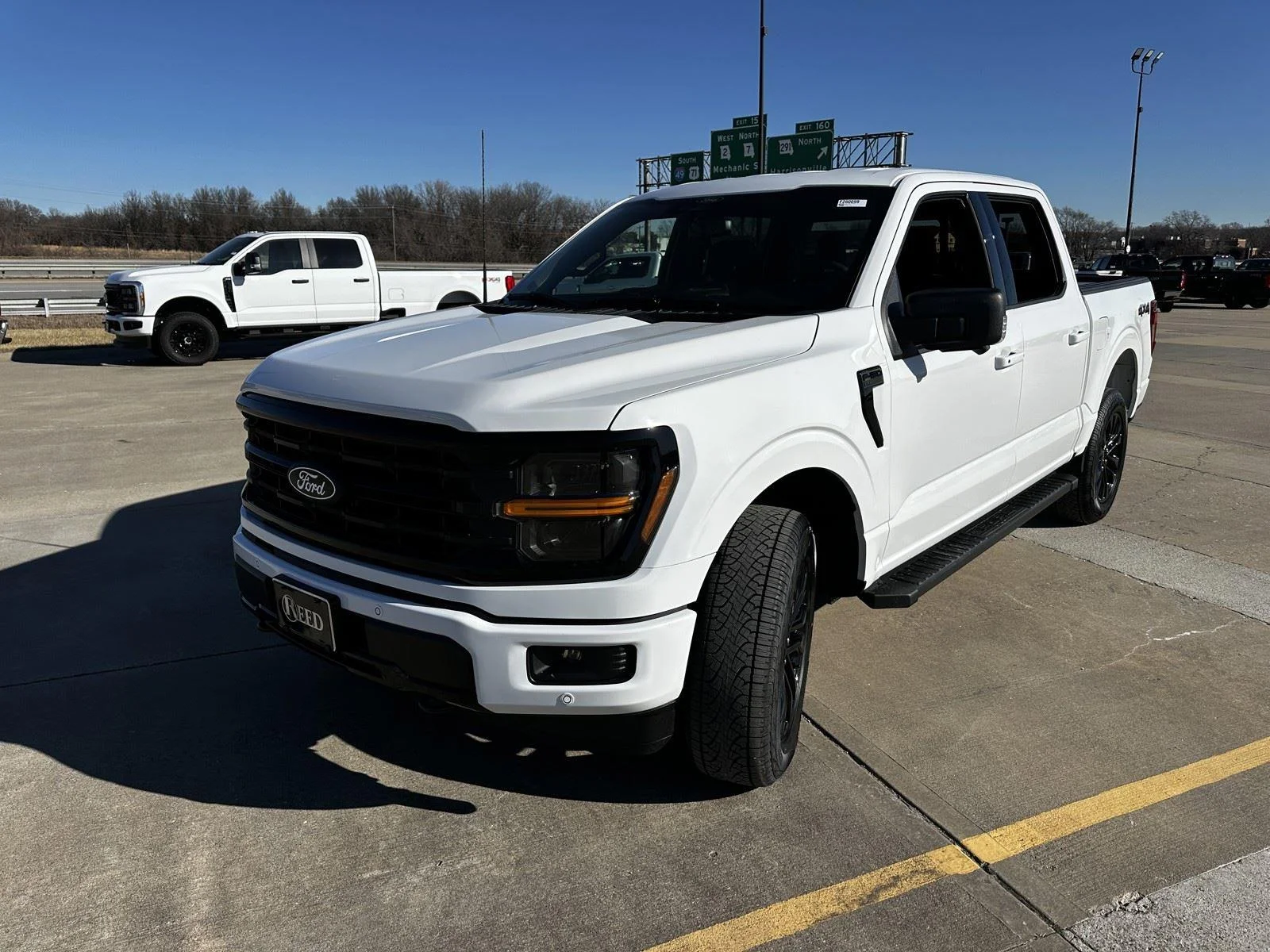 New 2026 Oxford White Ford XLT image 4