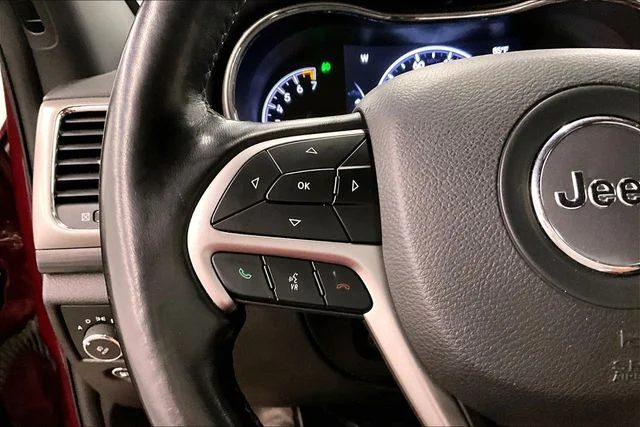 Used 2020 Velvet Red Pearlcoat Jeep Altitude image 27