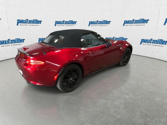 Certified Used 2025 Red Mazda Club image 11