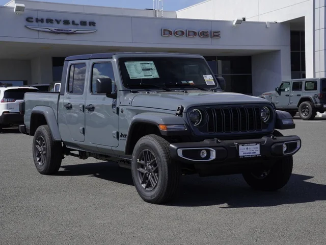 2026 Jeep Gladiator Sport S