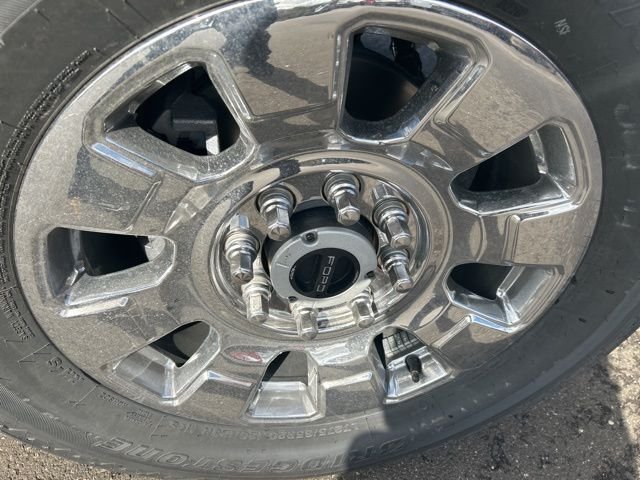 New 2026 Star White Metallic Tri-Coat Ford F-350® King Ranch® image 10