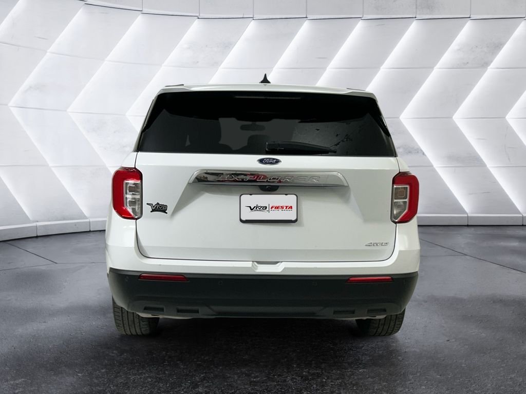 Used 2023 White Ford Base image 5