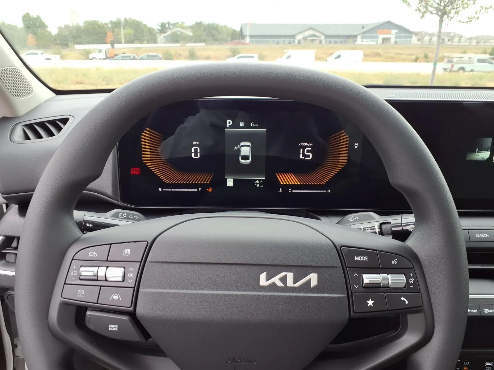 New 2026 Snow White Pearl Kia LXS image 7