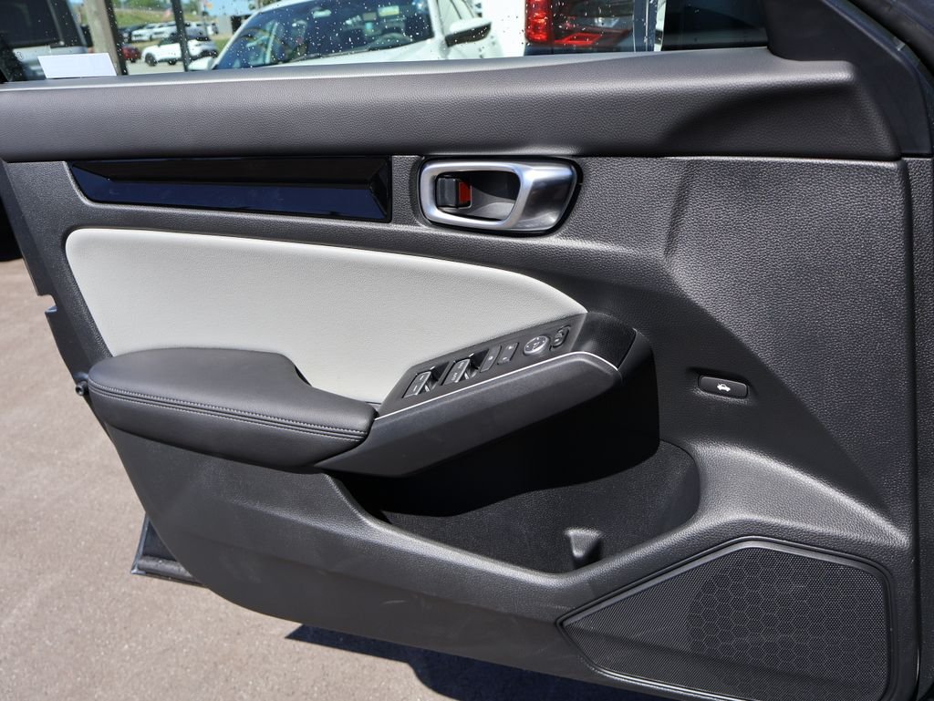 Used 2026 Gray Honda Sport Touring image 31