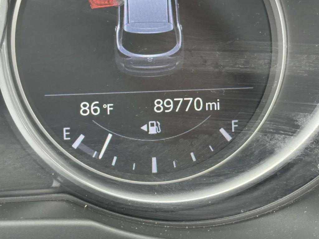 Used 2018 Deep Crystal Blue Mica Mazda Grand Touring image 32