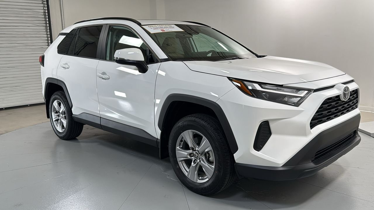 Certified Used 2025 White Toyota XLE image 3