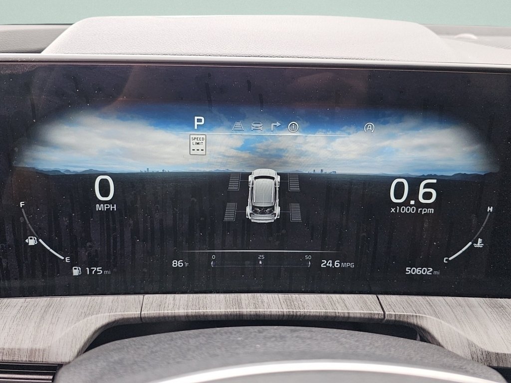Used 2024 Everlasting Silver Kia SX Prestige image 33